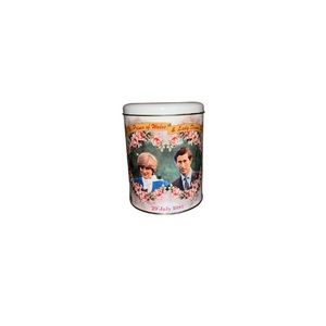 Vintage Royal Wedding 1981 Diana and Charles Collector’s Tin